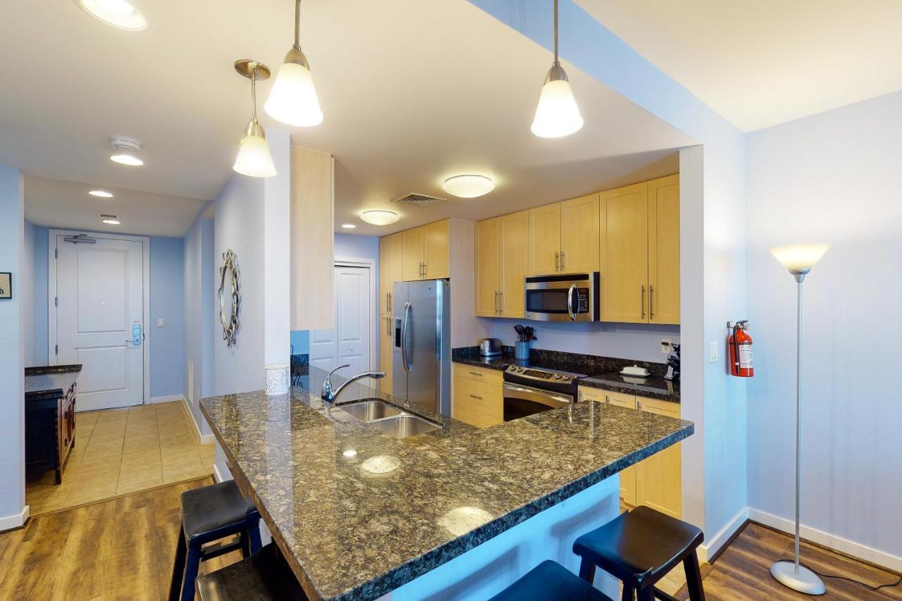 Апартаменты The Sanctuary - Sunset Haven B335 Вирджиния-Бич Экстерьер фото